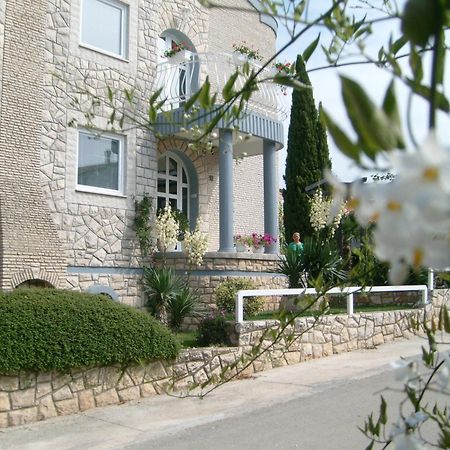 Apartments Ana - Ρόβινι Εξωτερικό φωτογραφία