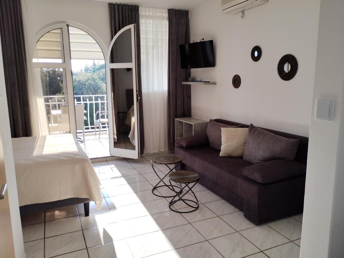Apartments Ana - Ρόβινι Εξωτερικό φωτογραφία