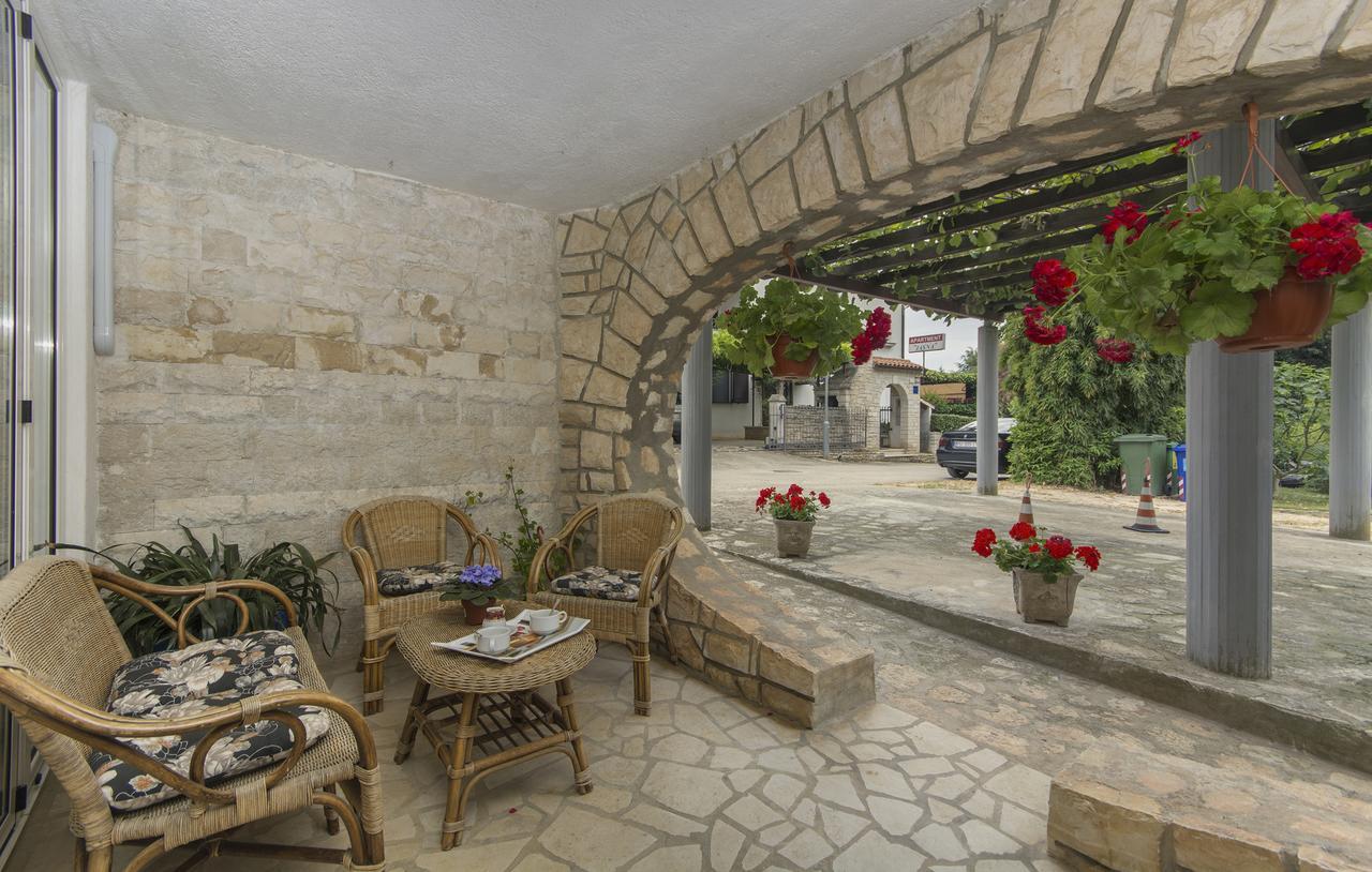 Apartments Ana - Ρόβινι Εξωτερικό φωτογραφία