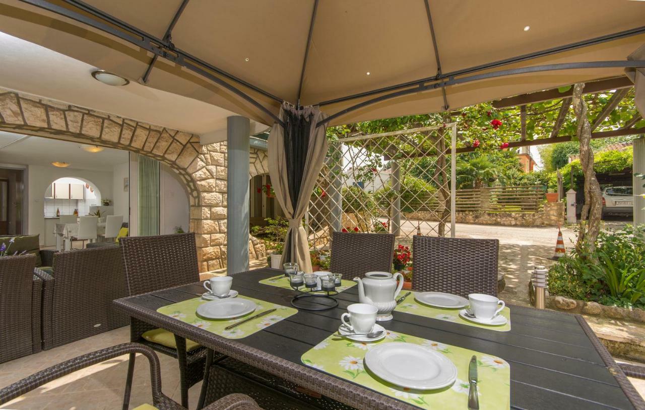 Apartments Ana - Ρόβινι Εξωτερικό φωτογραφία